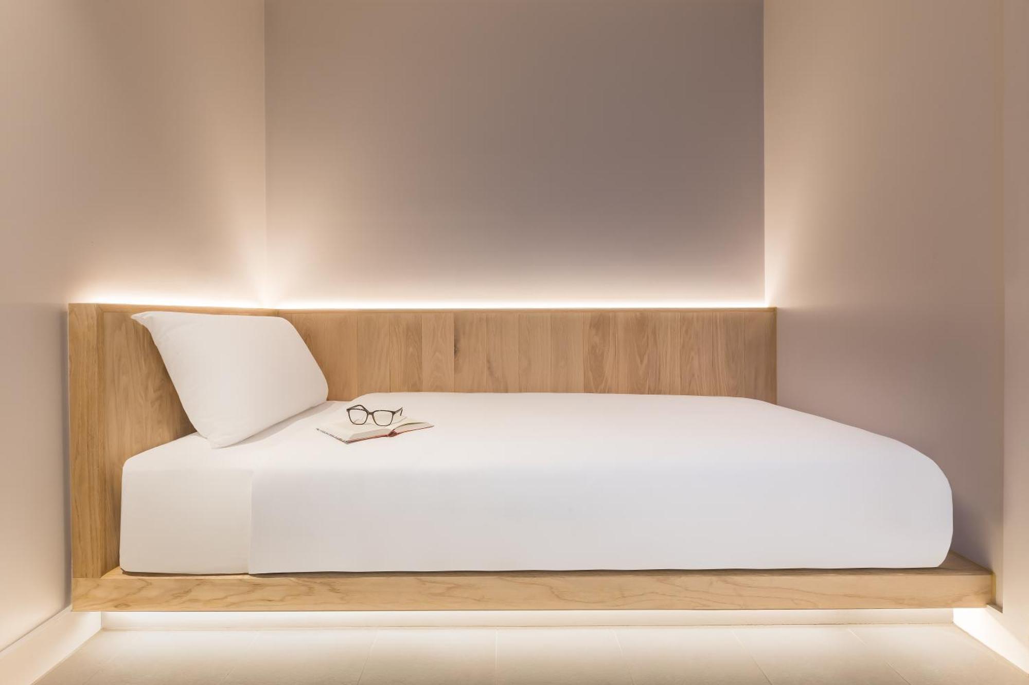 Zedwell Underground Hotel Tottenham Court Rd 伦敦 客房 照片