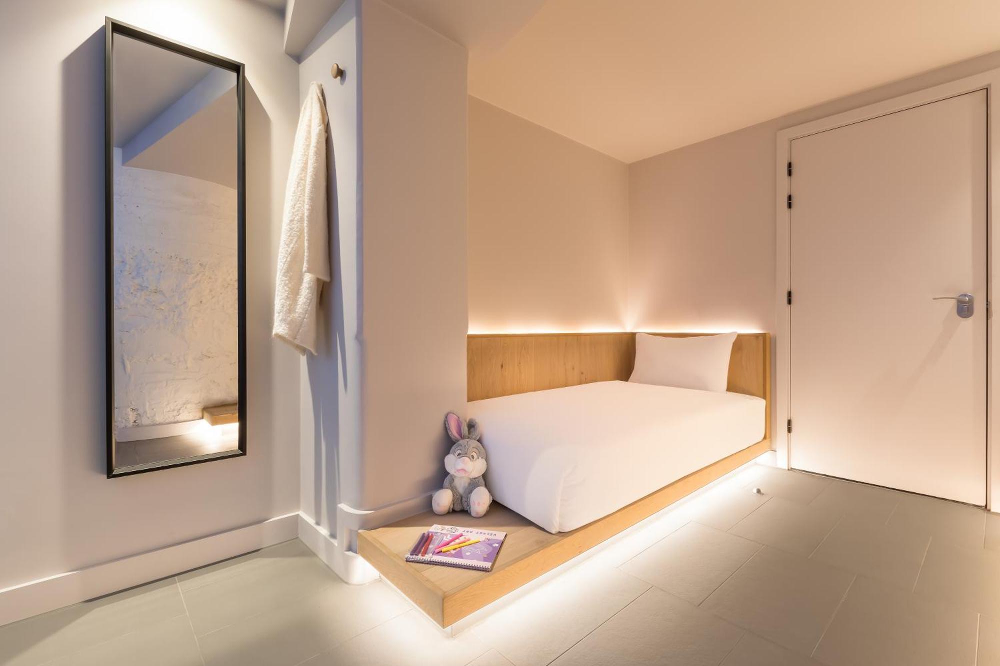 Zedwell Underground Hotel Tottenham Court Rd 伦敦 客房 照片