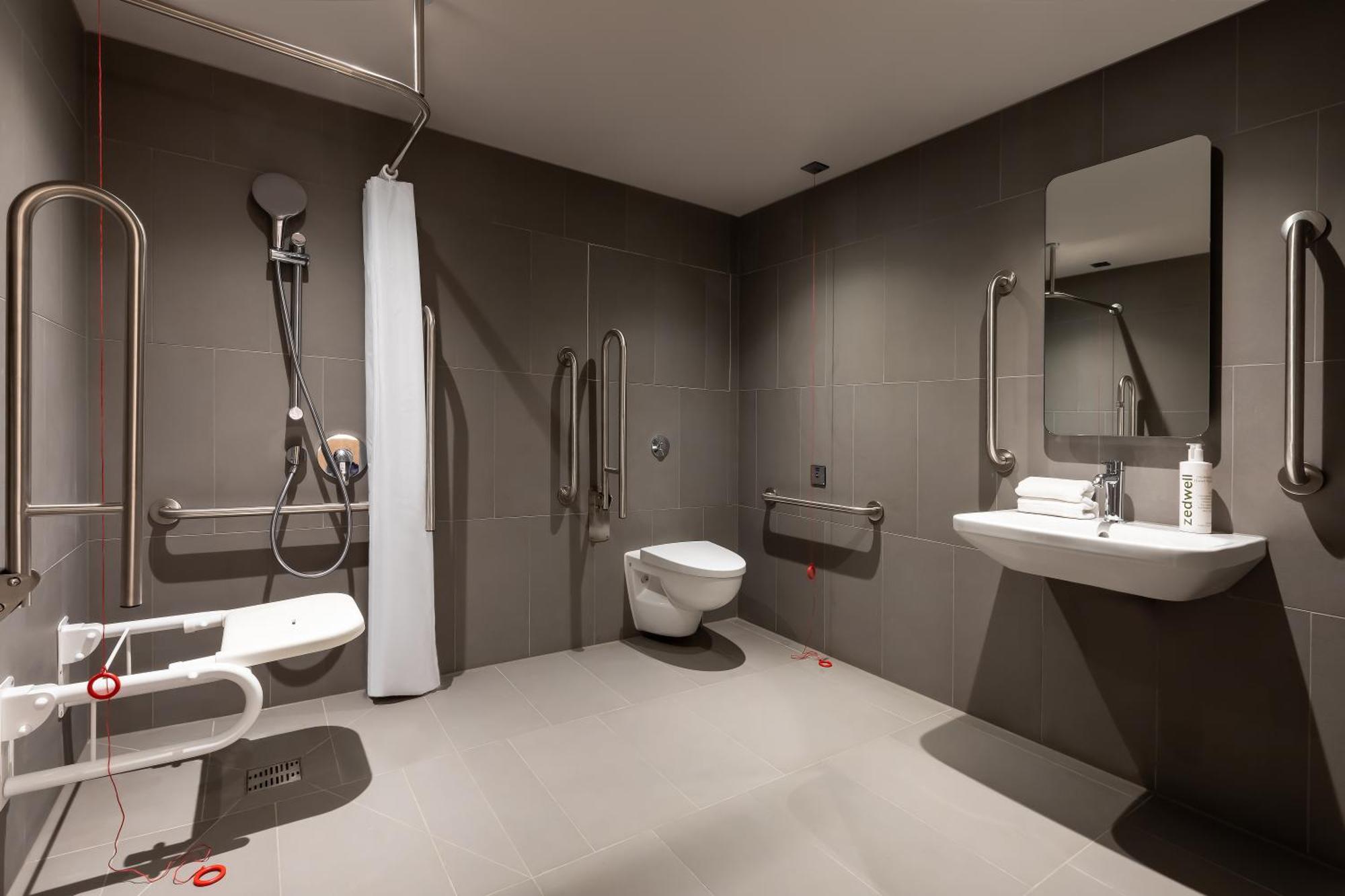 Zedwell Underground Hotel Tottenham Court Rd 伦敦 外观 照片