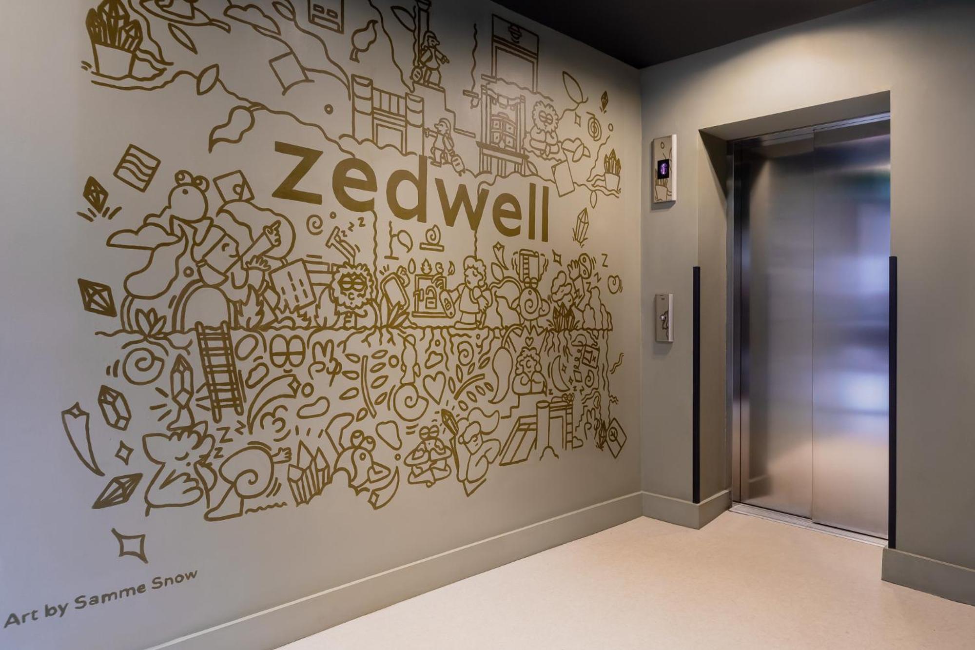 Zedwell Underground Hotel Tottenham Court Rd 伦敦 外观 照片